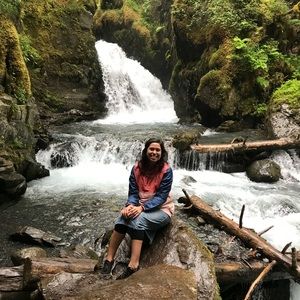 Meet your Posher, Amanda